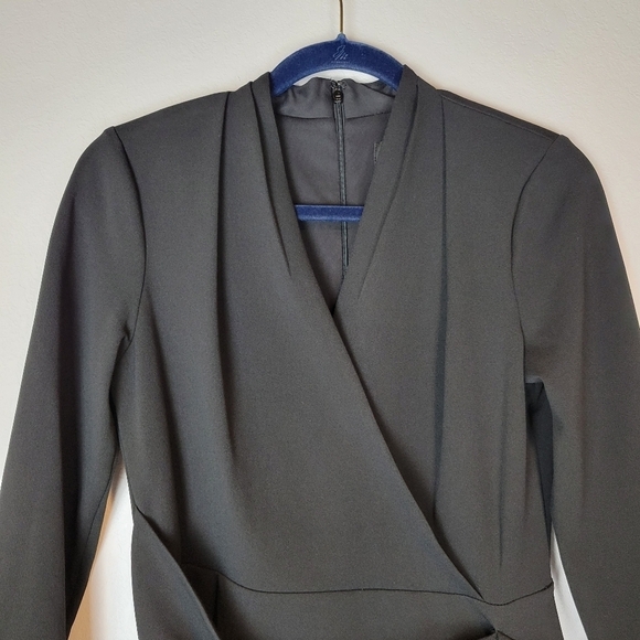 NWT DKNY Women's Black Draped Ruched Sheath Dress Size 6 - Picture 4 of 12